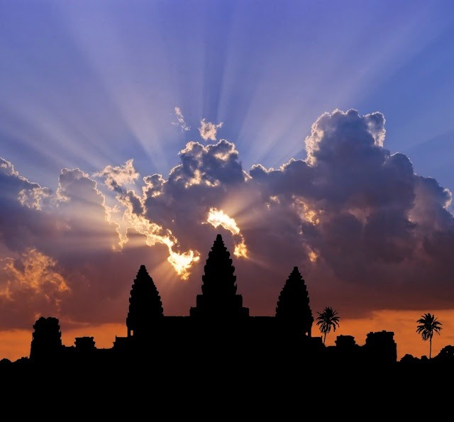 Menjelajahi Kota Prey Veng Kamboja