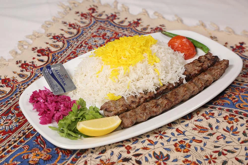 The Delicious World Of Chelo Kabab Koobideh: An Iconic Persian Dish